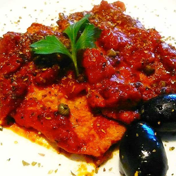 หมูแผ่นซอสพิซไซโล่า Pork Scaloppine Pizzaiola