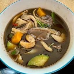 แกงลาวเห็ดรวม