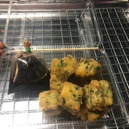 ขนมปังหน้าหมู(ปุ้ย)