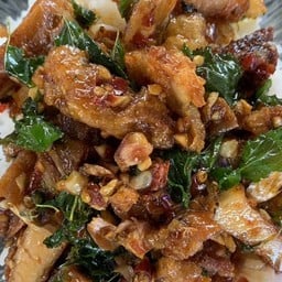 ผัดกะเพรา (กับข้าว)