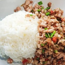 ข้าว + หมูสับผัดพริกเกลือ