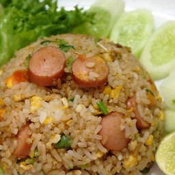 ข้าวผัดใส่้กรอก