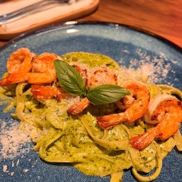 Pasta Pesto Shrimp (กุ้งเพสโต้)