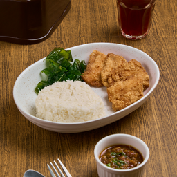 ข้าวซอสกะเพราปลา