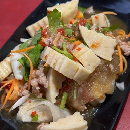ยำวุ้นเส้น หมูยอ หมูสับ
