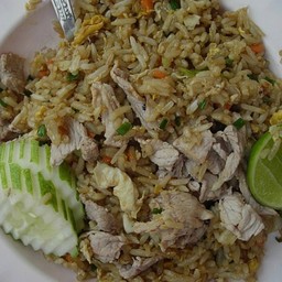 หมูตุ่ย อาหารตามสั่ง