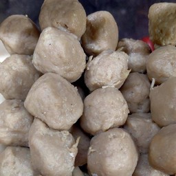 ลูกชิ้นเนื้อ