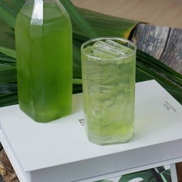 น้ำใบเตย