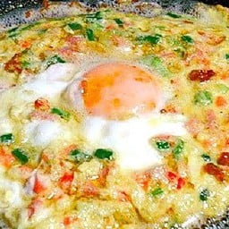 ข้าวไข่2ใจ (ใส่หอมแดง พริก ต้นหอม หมูสับ)