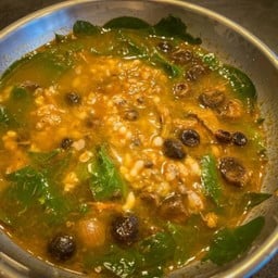 แกงผักหวานไข่มดแดง+เห็ดเผาะ