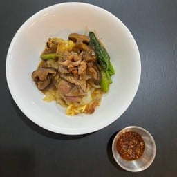 ก๋วยเตี๋ยวเนื้อนายโส่ย ถนนข้าวสาร