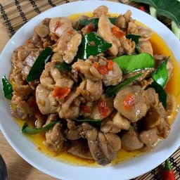 ข้าว-ไก่ผัดตะไคร้