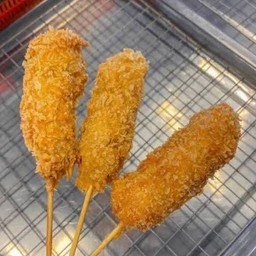 ไก่ป๊อบทอดเสียบไม้(ชุด4ไม้)+ฟรีน้ำจิ้มไก่