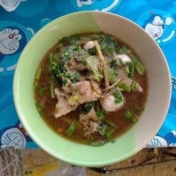 ก๋วยเตี๋ยวเนื้อเปื่อย&ก๋วยเตี๋ยวไก่ตุ่นมะระ ยายจง 9