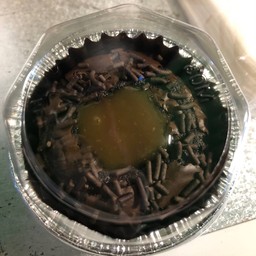 บราวนี่คัพลาวา ซอสคาราเมล