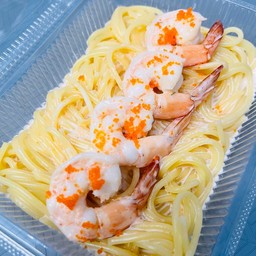 สปาเก็ตตี้ครีมซอสไข่กุ้ง ไส้กรอก