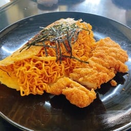 ไก่แซ่บก๊องแก๊ง