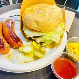 เซ็ท ชีสเบอร์เกอร์คู่ไส้กรอกโชริโซ่