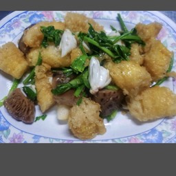 กระเพาะปลาผัดแห้ง