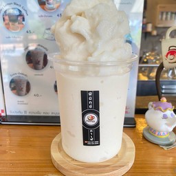 มะพร้าวนมสดปั่น