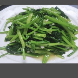 ผัดผักปวยเล้ง