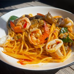 สปาเก็ตตี้ซอสต้มยำ กุ้ง