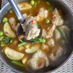 แกงป่าลูกชิ้นปลากราย