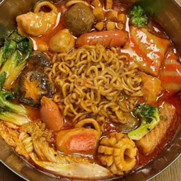 หมาล่าหม้อไฟ(เส้นมาม่า)น้ำซุปดั้งเดิม