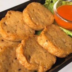 หมูยออุบลทอด 8 ชิ้น