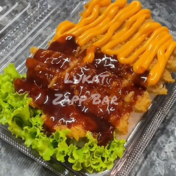 ข้าวไก่ทอดซอสเกาหลีกับซอสชีส