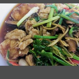 เนี้อปลาน้ำแดง