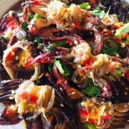 Papaya Salad With Fermented Field Crab