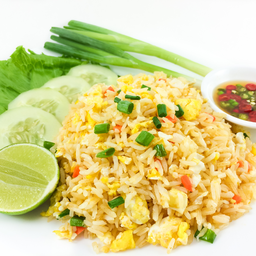 ข้าวผัดเนื้อ