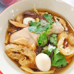 กระเพาะปลา(ปีกไก่บน 3 น่อง,ไข่นกกระทา 3 ลูก)