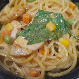 สปาเก๊ตตี้เขียวหวาน(เลือกเนื้อสัตว์)