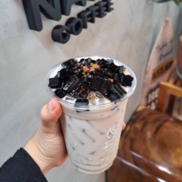 เฉาก๊วยนมสด