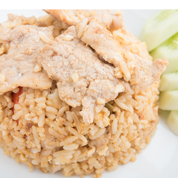 ข้าวผัดหมูชิ้น