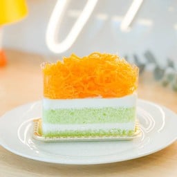 เค้กใบเตยฝอยทอง สี่เหลี่ยม 4x8 cm