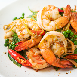 กุ้งผัดฉ่าราดข้าว