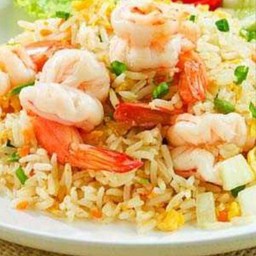 ข้าวผัดทะเลกุ้ง+หมึก