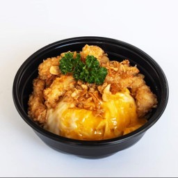 ข้าวไก่กรอบ ซอสสวีทฮันนี่ (ไม่มีไข่ข้น)