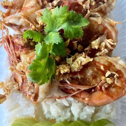 ข้าวกุ้งกระเทียม