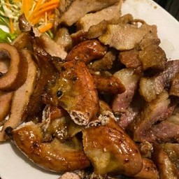 คอหมูย่าง/ ไส้ย่าง