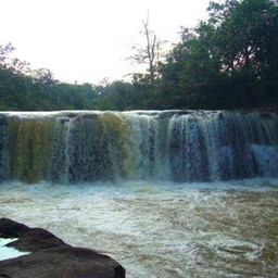 น้ำตกแก่งโพธิ์