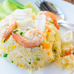 ข้าวผัดทะเล