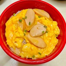 ป้านอม ทองหล่อ ก๋วยเตี๋ยวไก่ตุ๋นมะระ&อาหารตามสั่ง -