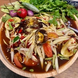 ตำปูปลาร้า (ปูนาดองน้ำปลากวน) ปูเลี้ยงในฟาร์มออแกนิค