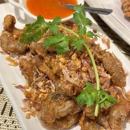 ไส้อ่อนทอดกระเทียม