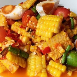ตำข้าวโพด ไข่เค็ม