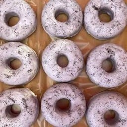 Doughnut Library - Sukhumvit 77